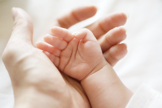 parents_hands